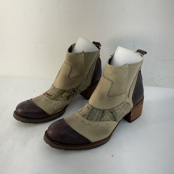 Elegant Two-Tone Ankle Booties - Picture 1 of 6